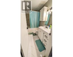 6 Magee Avenue, photo 21