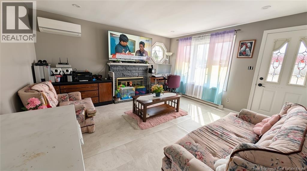 6 Magee Avenue - Image 14