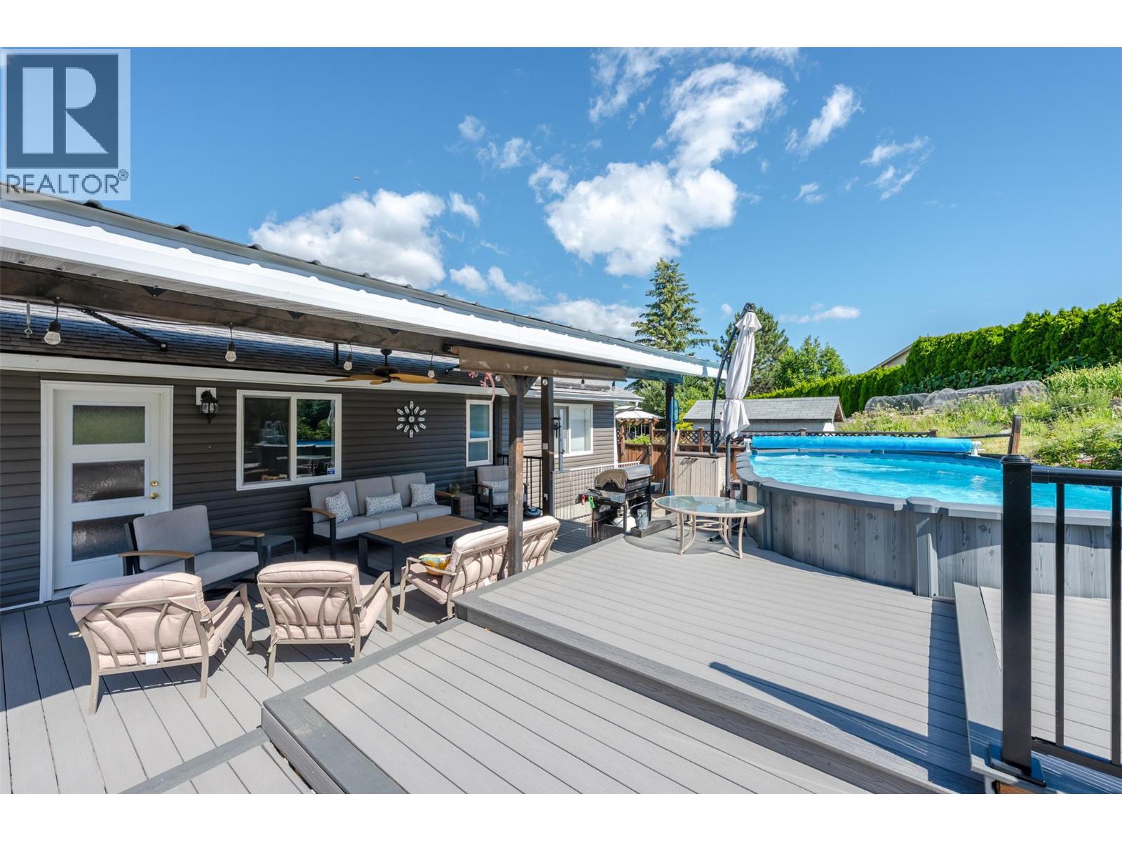6763 MEADOWS Drive - 25