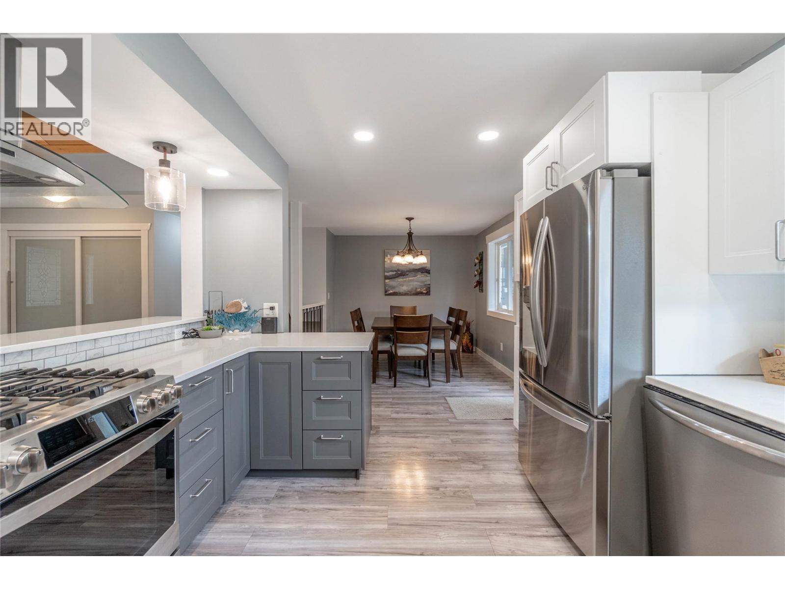 6763 MEADOWS Drive - 17