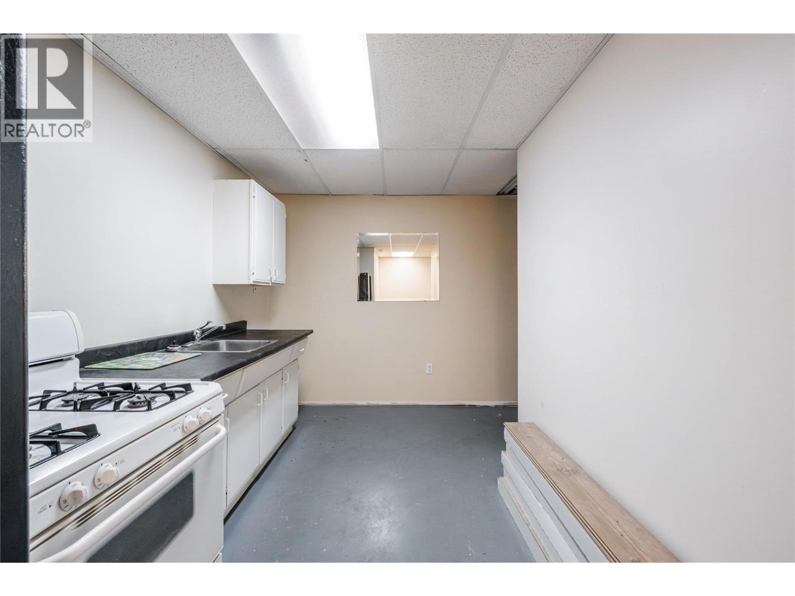6763 MEADOWS Drive - 42