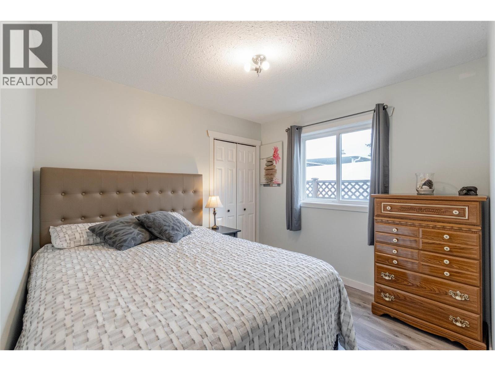 6763 MEADOWS Drive - 33