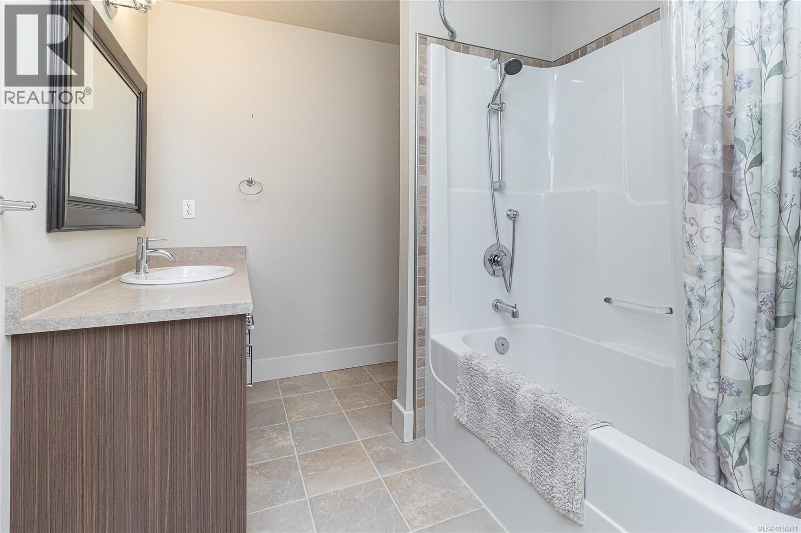 3387 Haida Dr - Image 33
