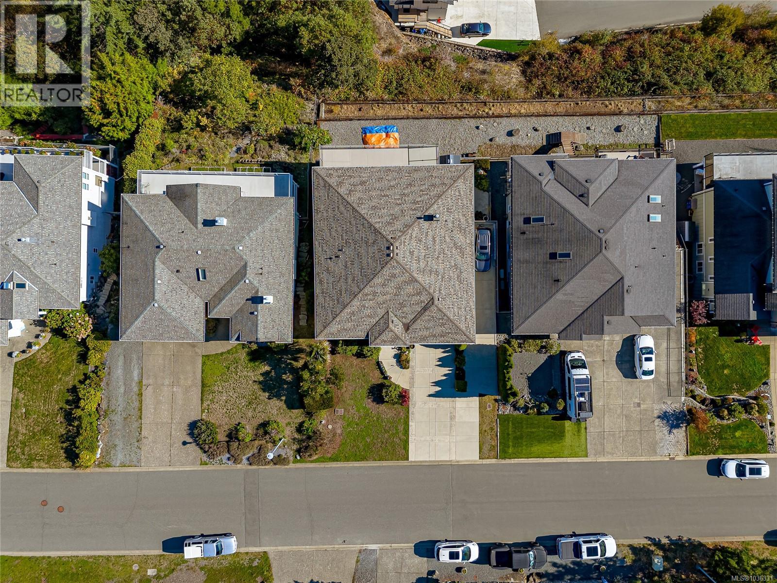 3387 Haida Dr - 52