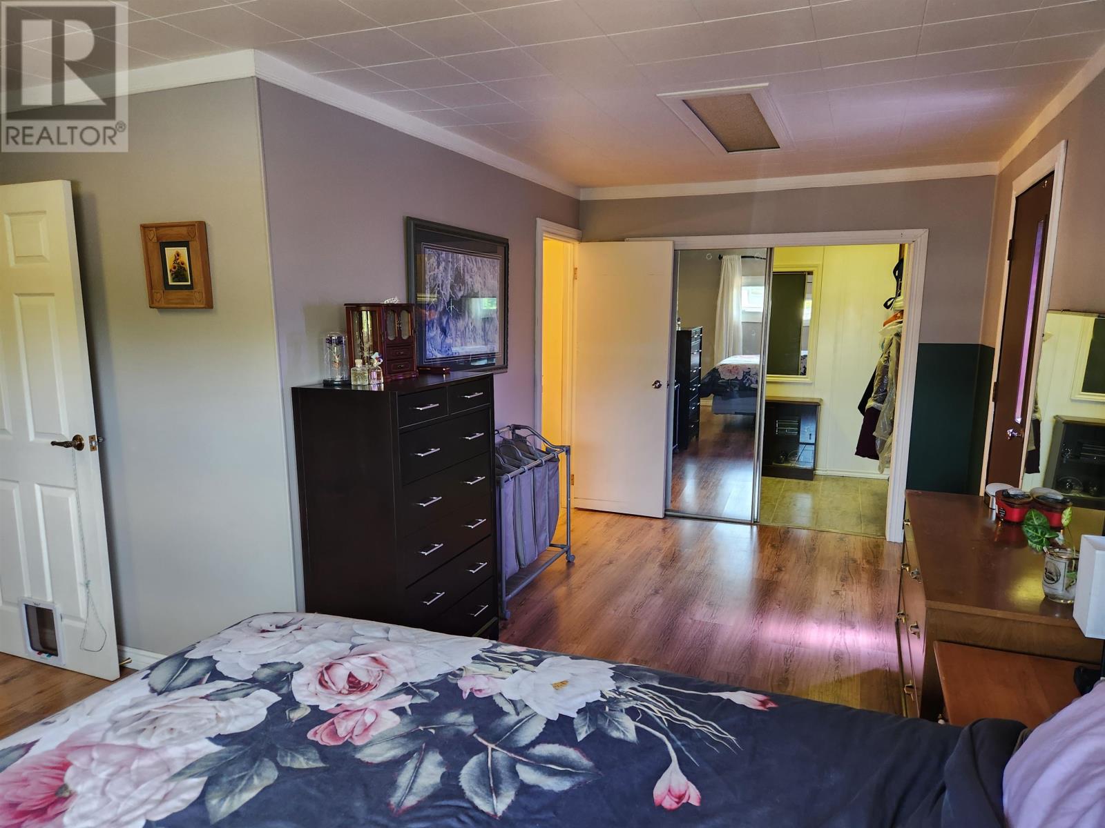 900 Mary ST W - 23