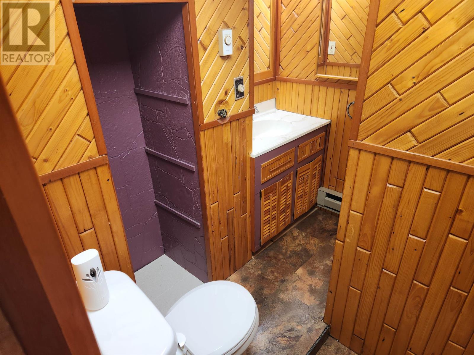 900 Mary ST W - 34