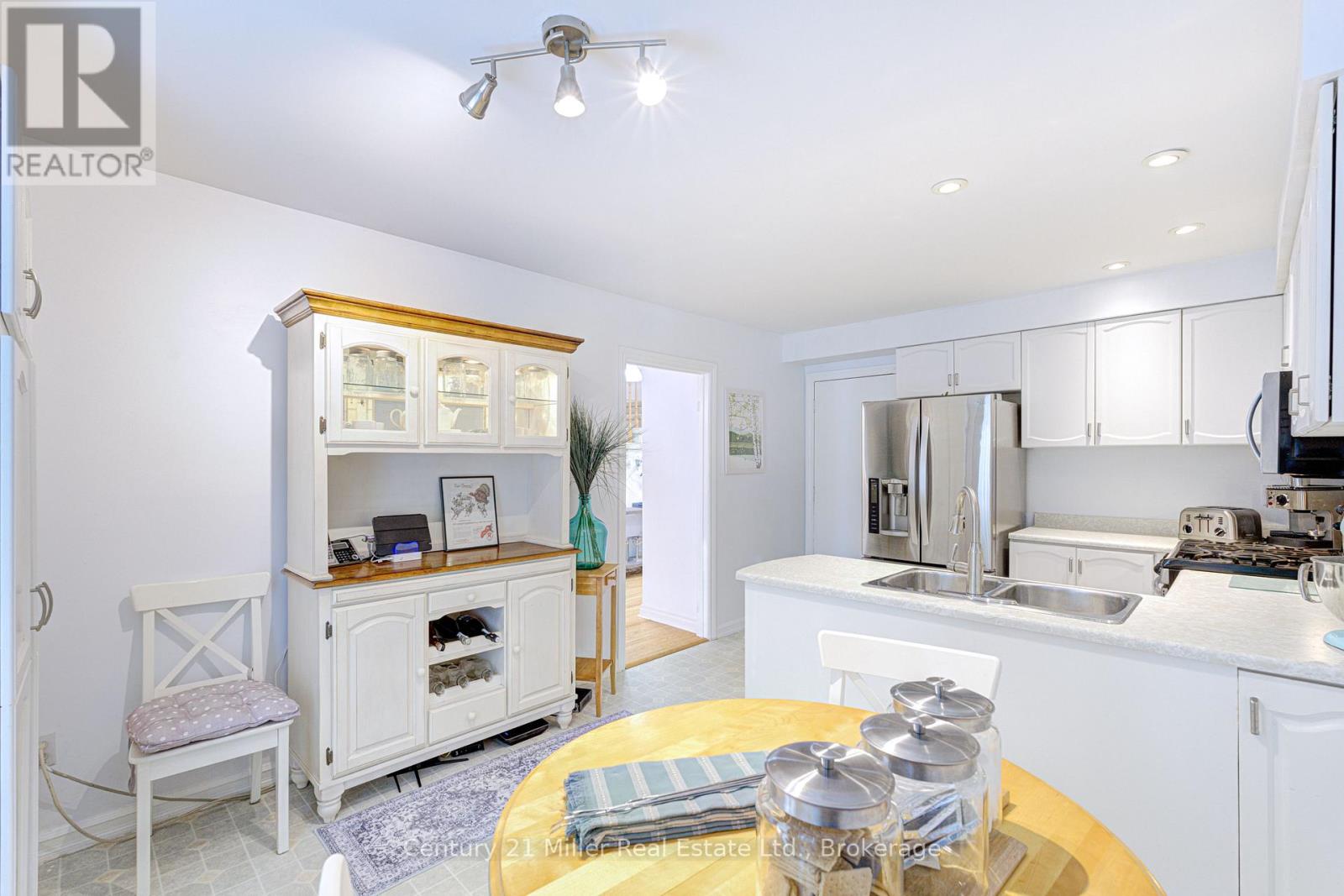 2256 MARGOT STREET - 12