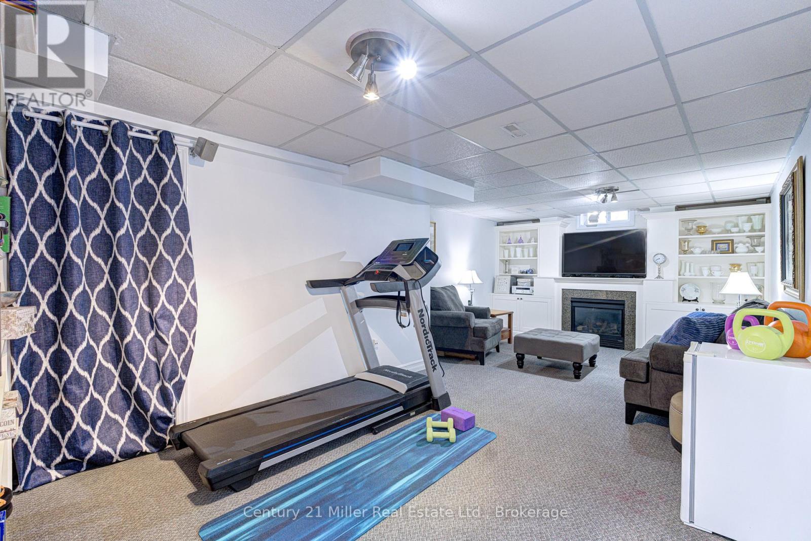 2256 MARGOT STREET - 29
