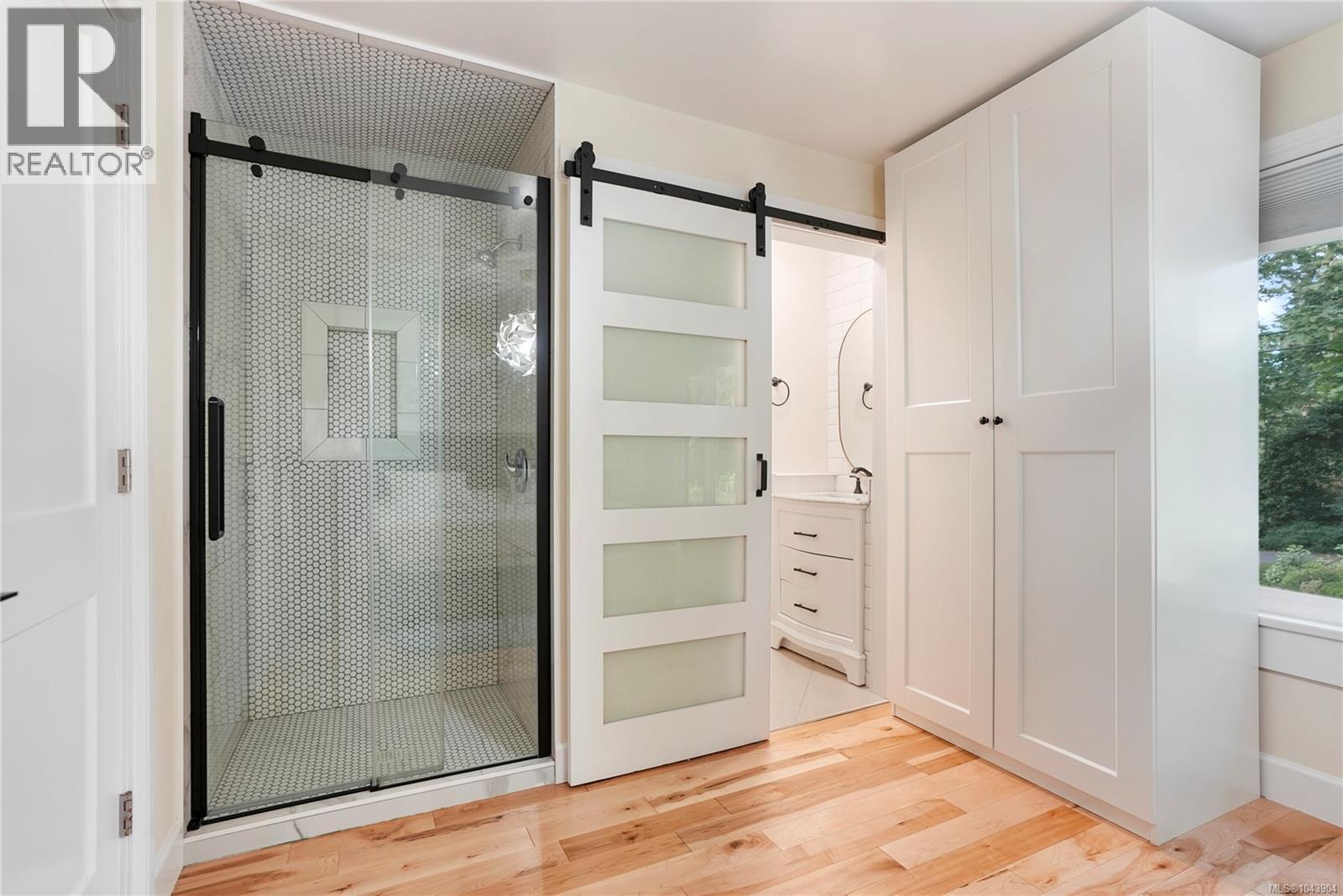 5470 Alderley Rd - 23