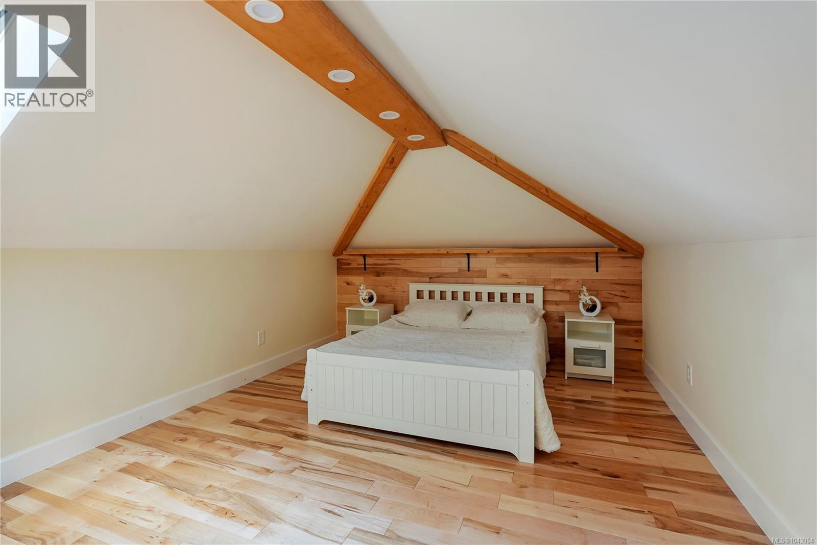 5470 Alderley Rd - 24