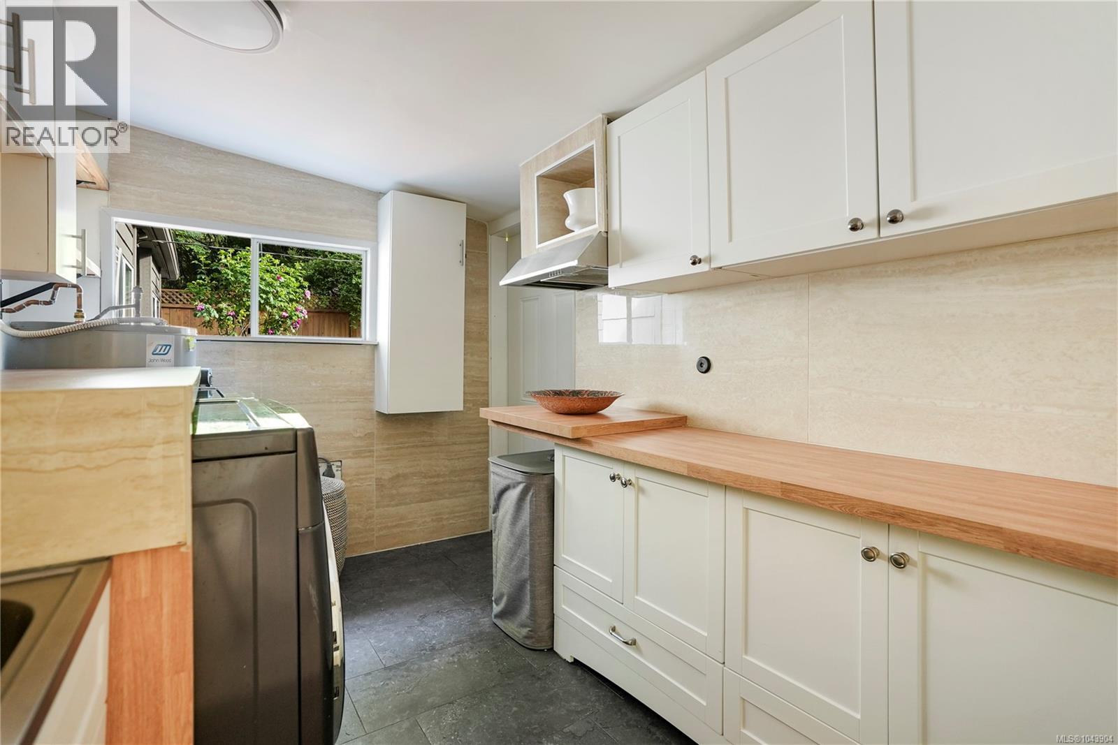 5470 Alderley Rd - 25