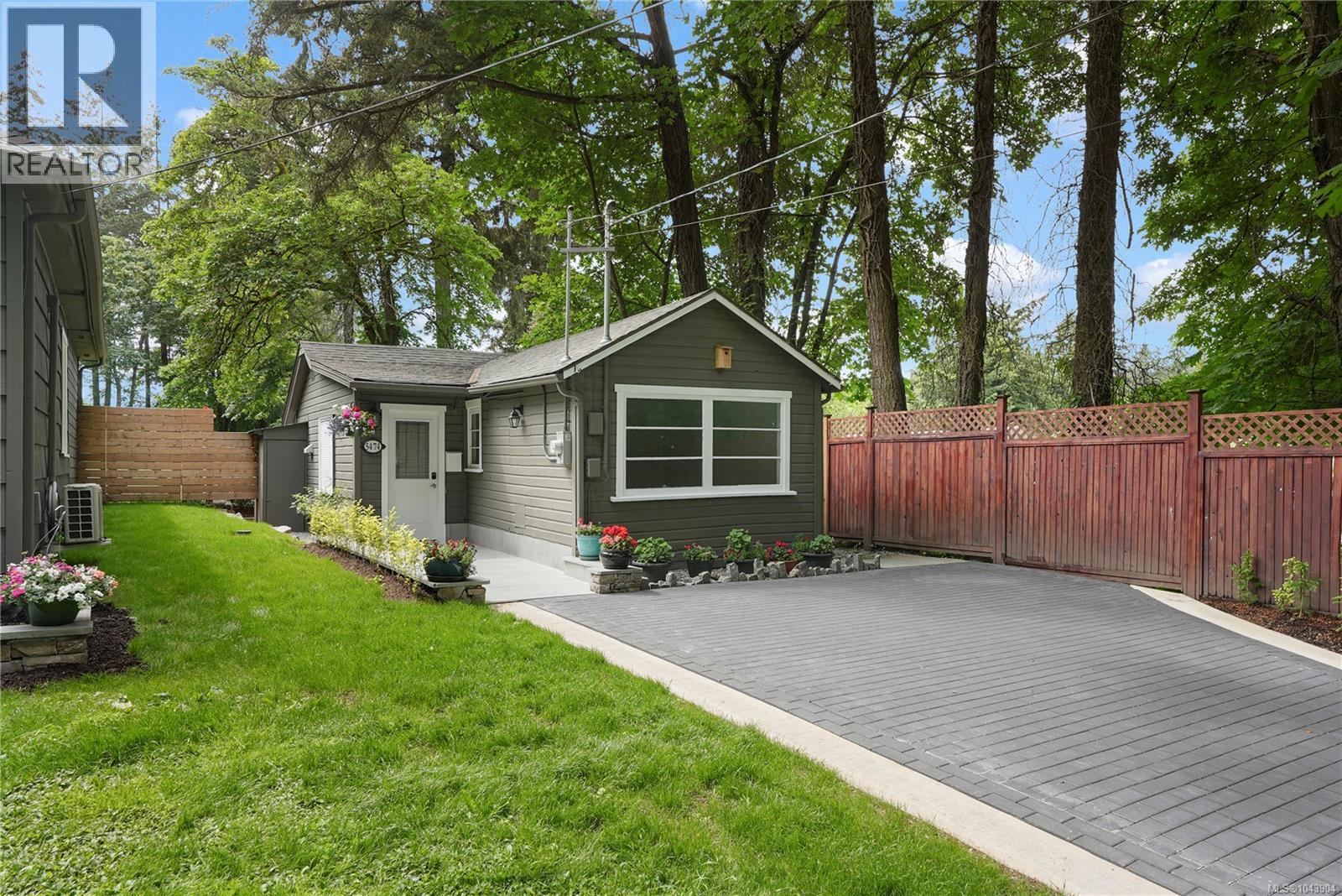 5470 Alderley Rd - 45