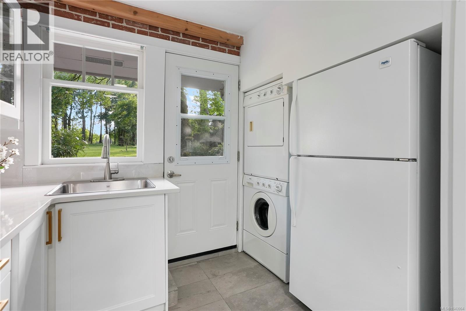 5470 Alderley Rd - 50
