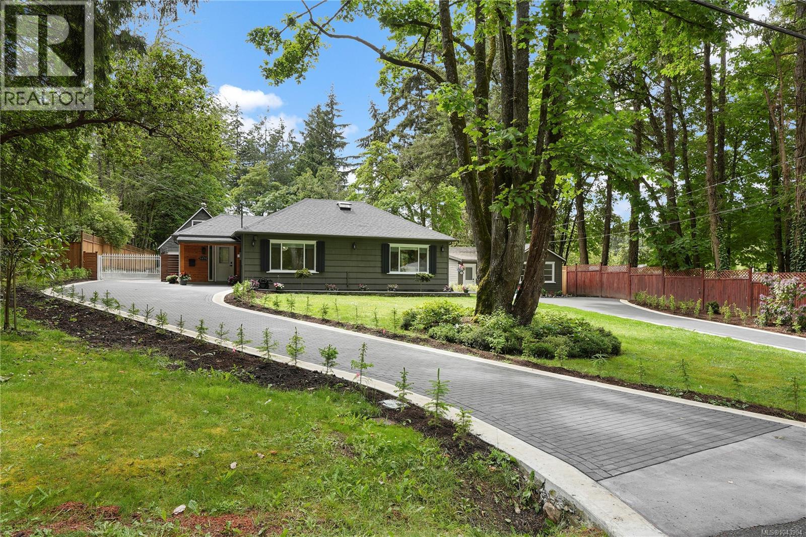 5470 Alderley Rd - 3