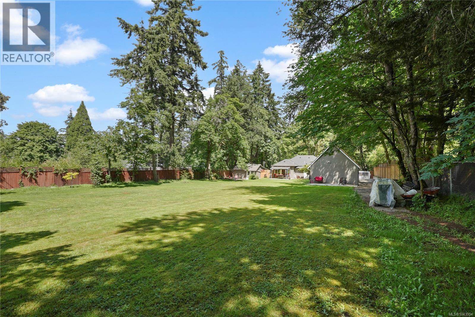 5470 Alderley Rd - 55