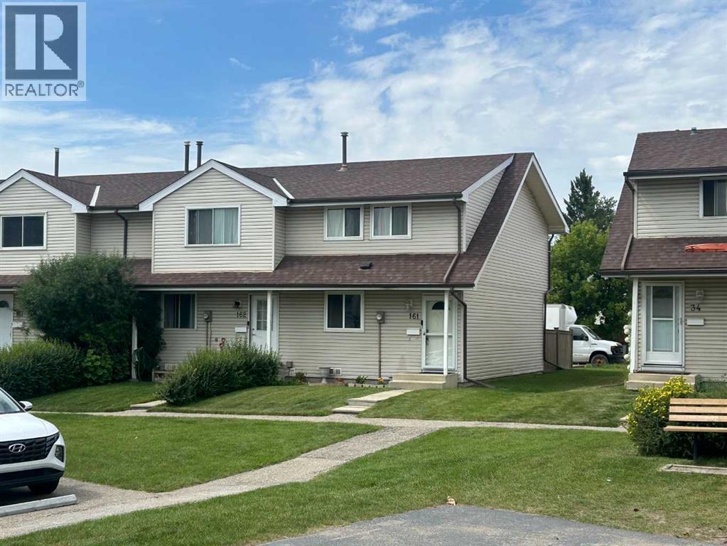 #161 20 Falbury Crescent NE - 41