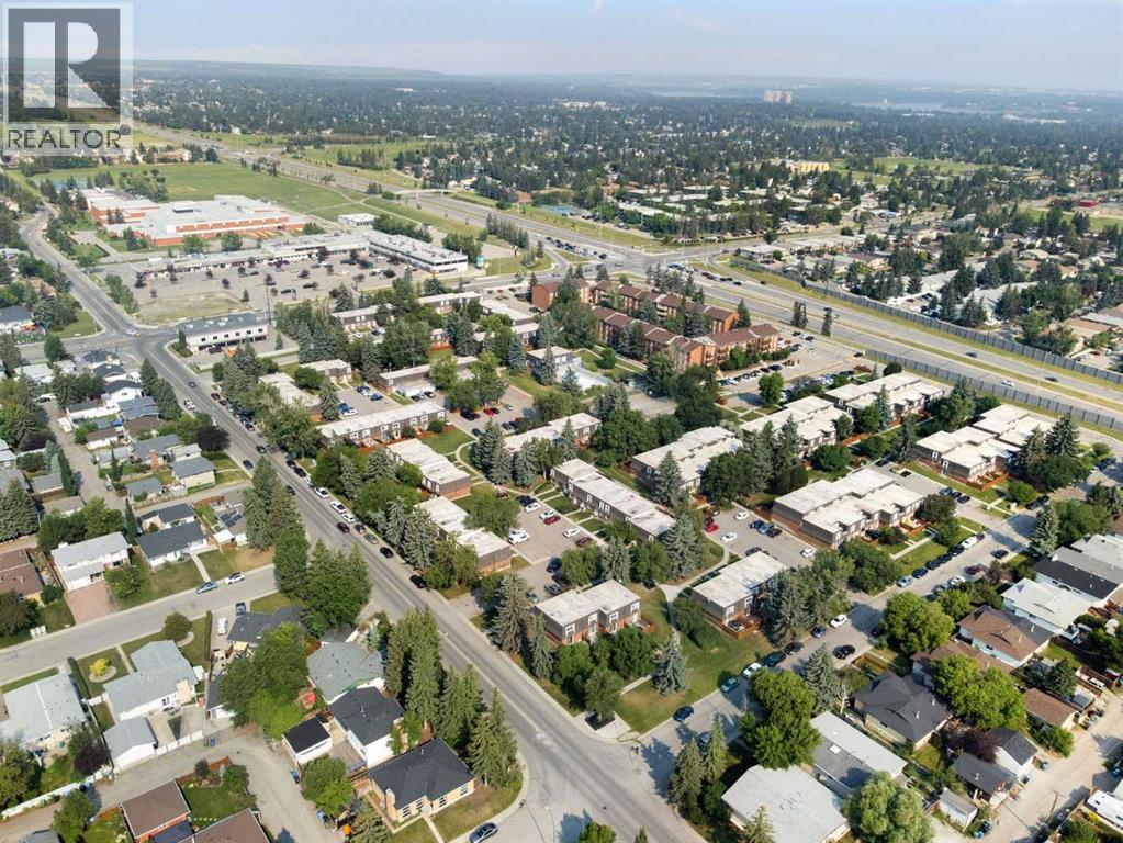 #90 330 Canterbury Drive SW - Image 36