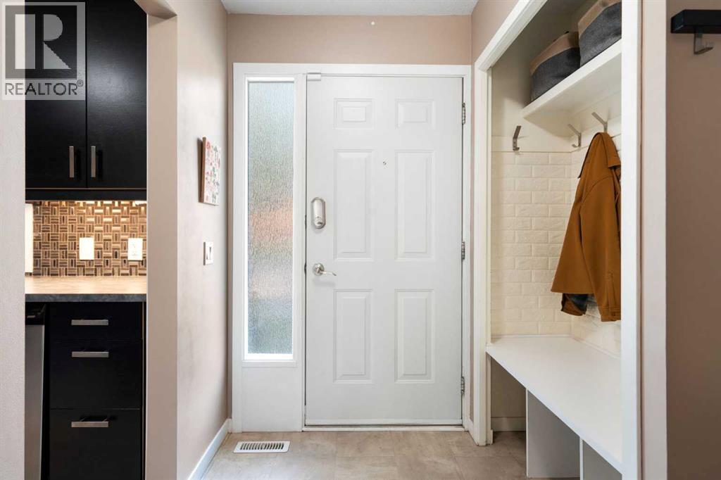 #90 330 Canterbury Drive SW - Image 31