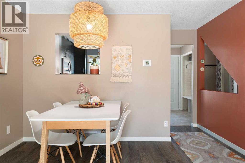 #90 330 Canterbury Drive SW - Image 10