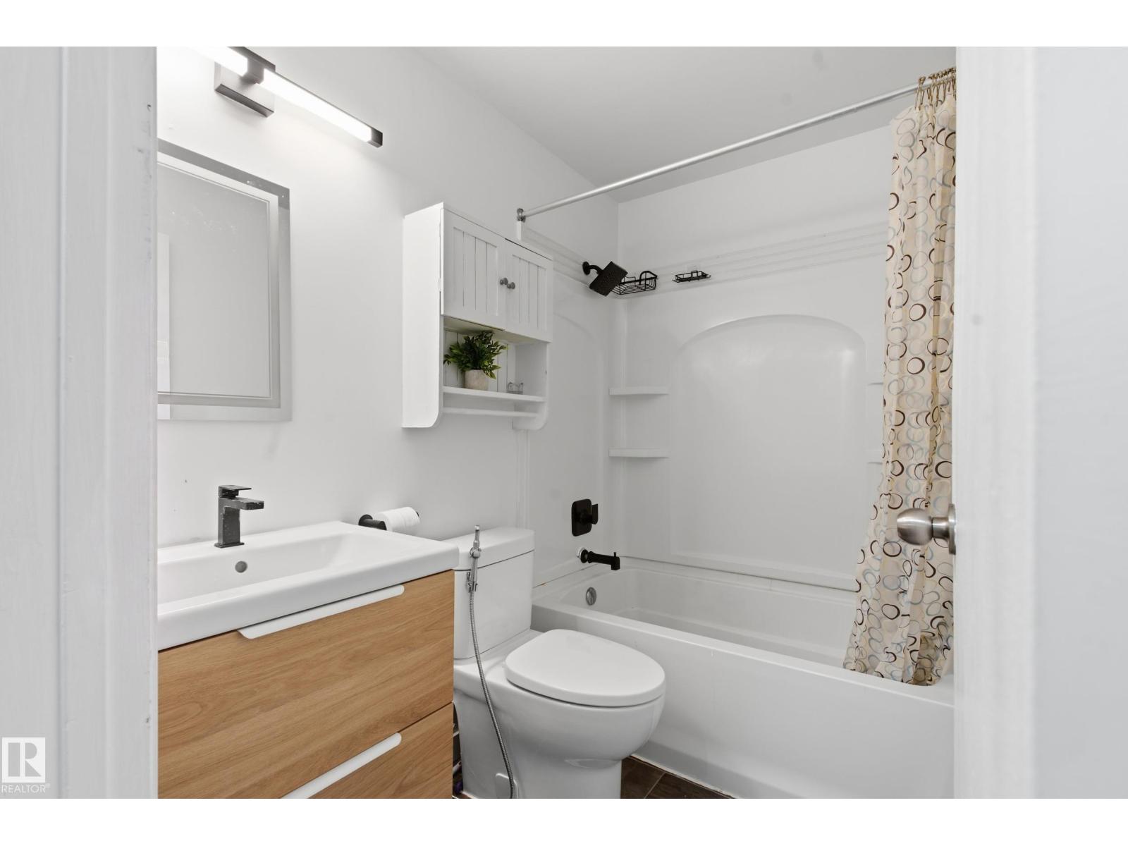 5303 21 AV NW - 4