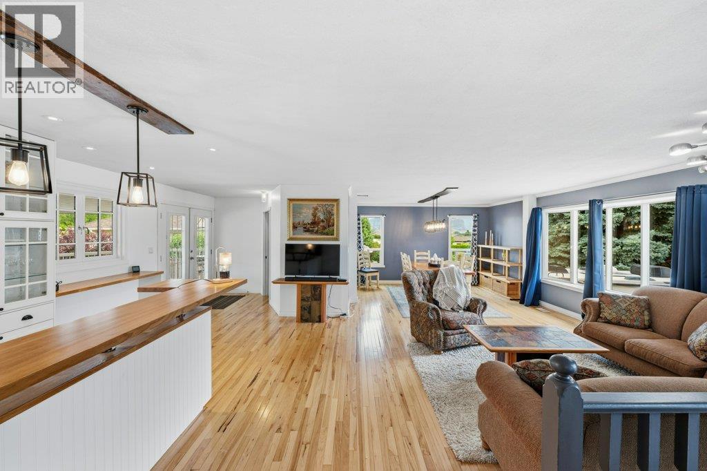 6622 Mountainview Drive - 7