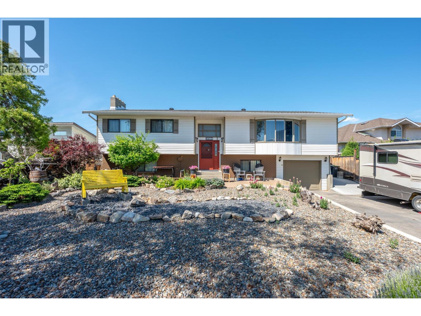 6622 Mountainview Drive - 1
