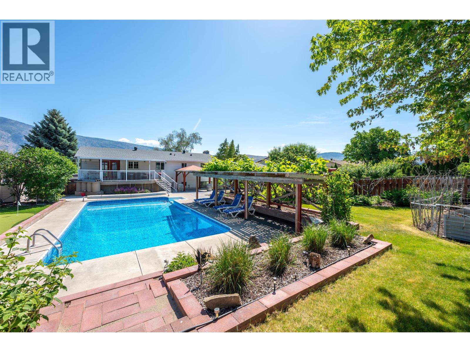 6622 Mountainview Drive - 2