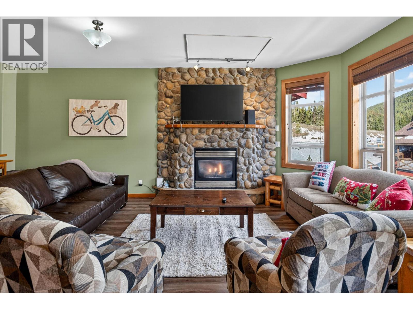 #19 360 Strayhorse Road - 2