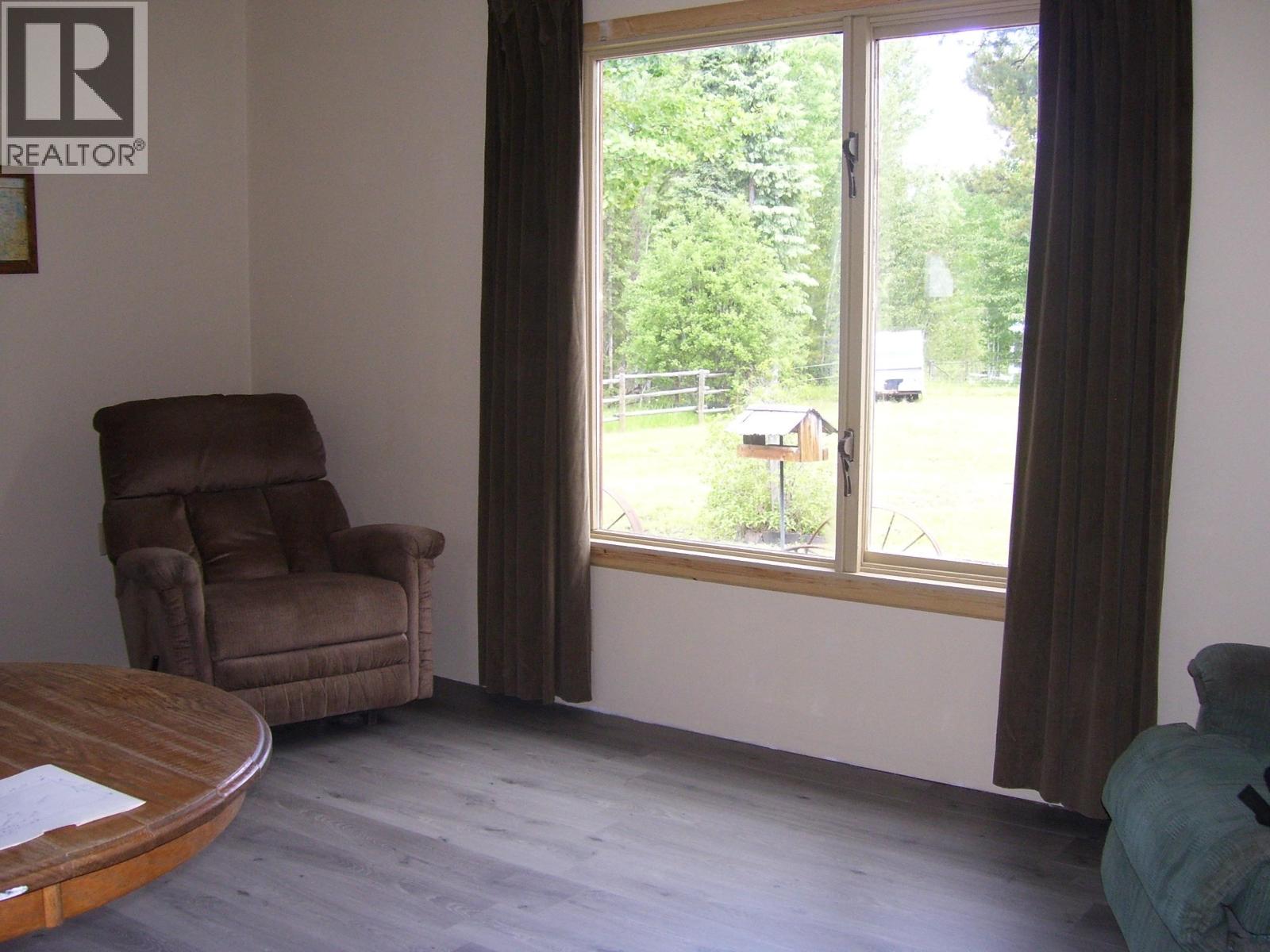 568 YETTA ROAD - 17