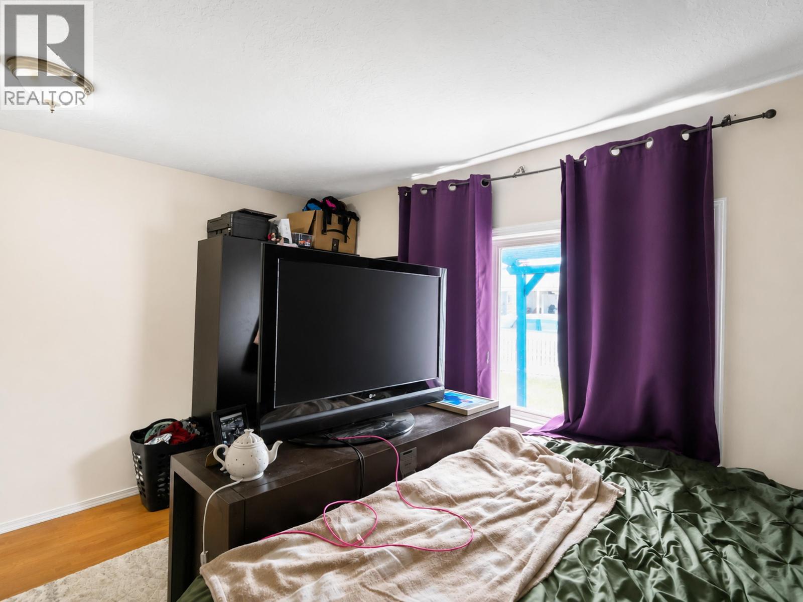 201 LEWIS DRIVE - 15