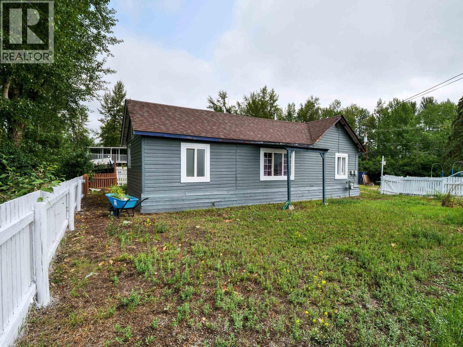201 LEWIS DRIVE - 3