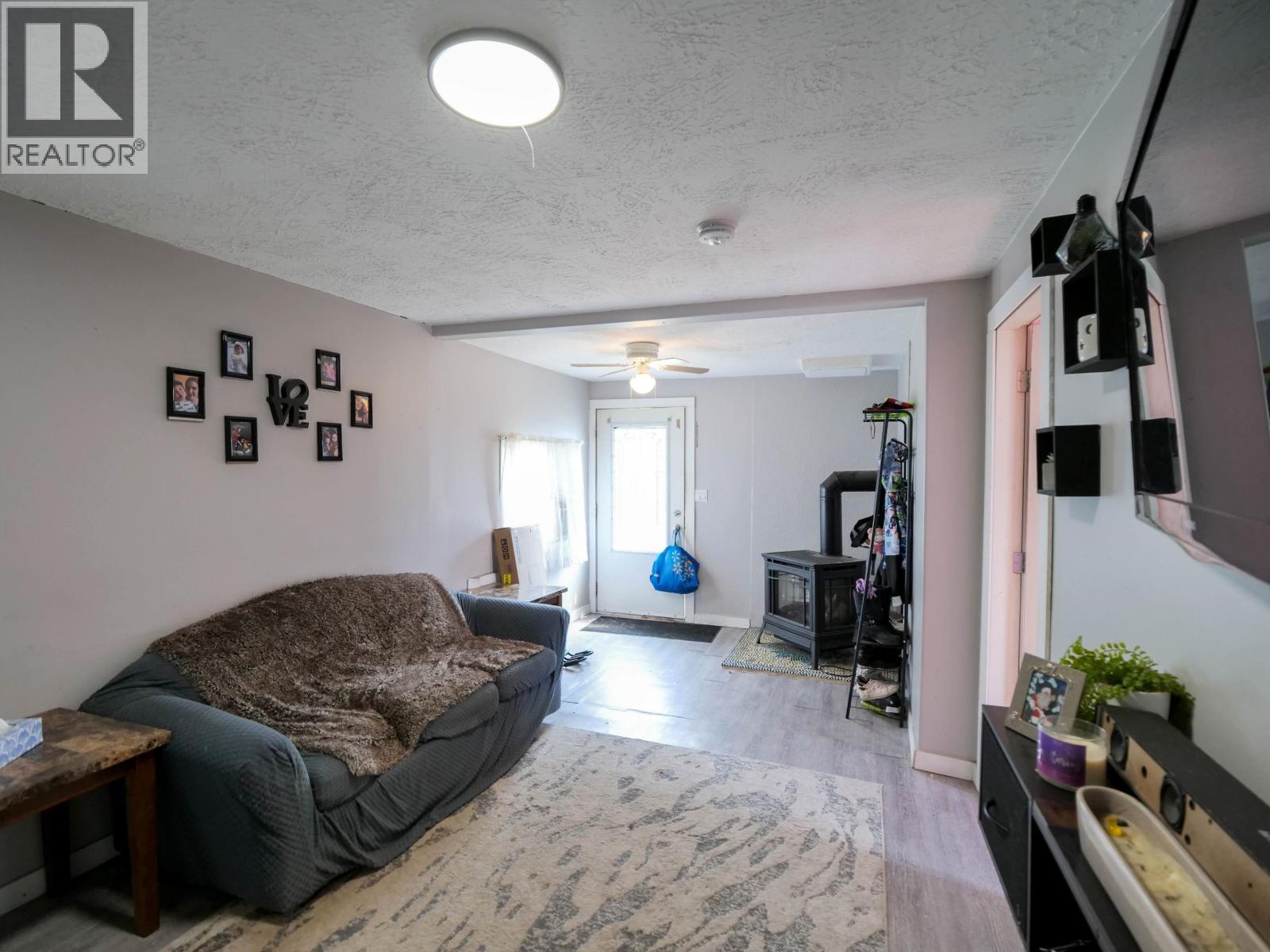 201 LEWIS DRIVE - 9