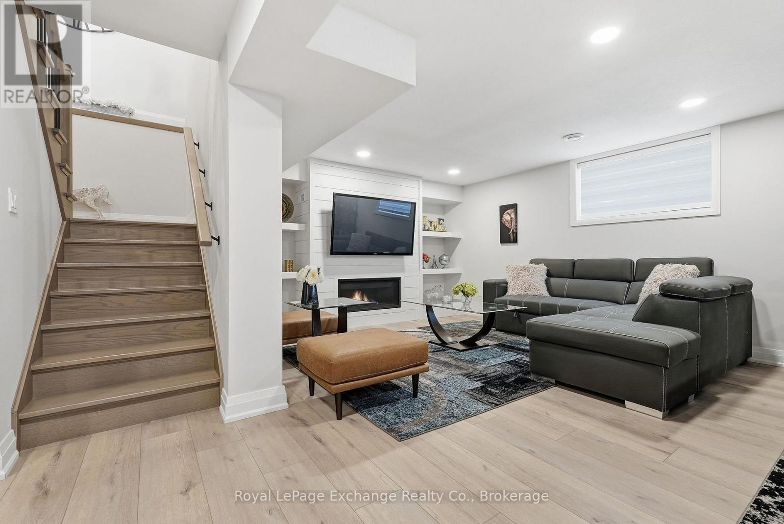 115 FOURTH STREET - 33