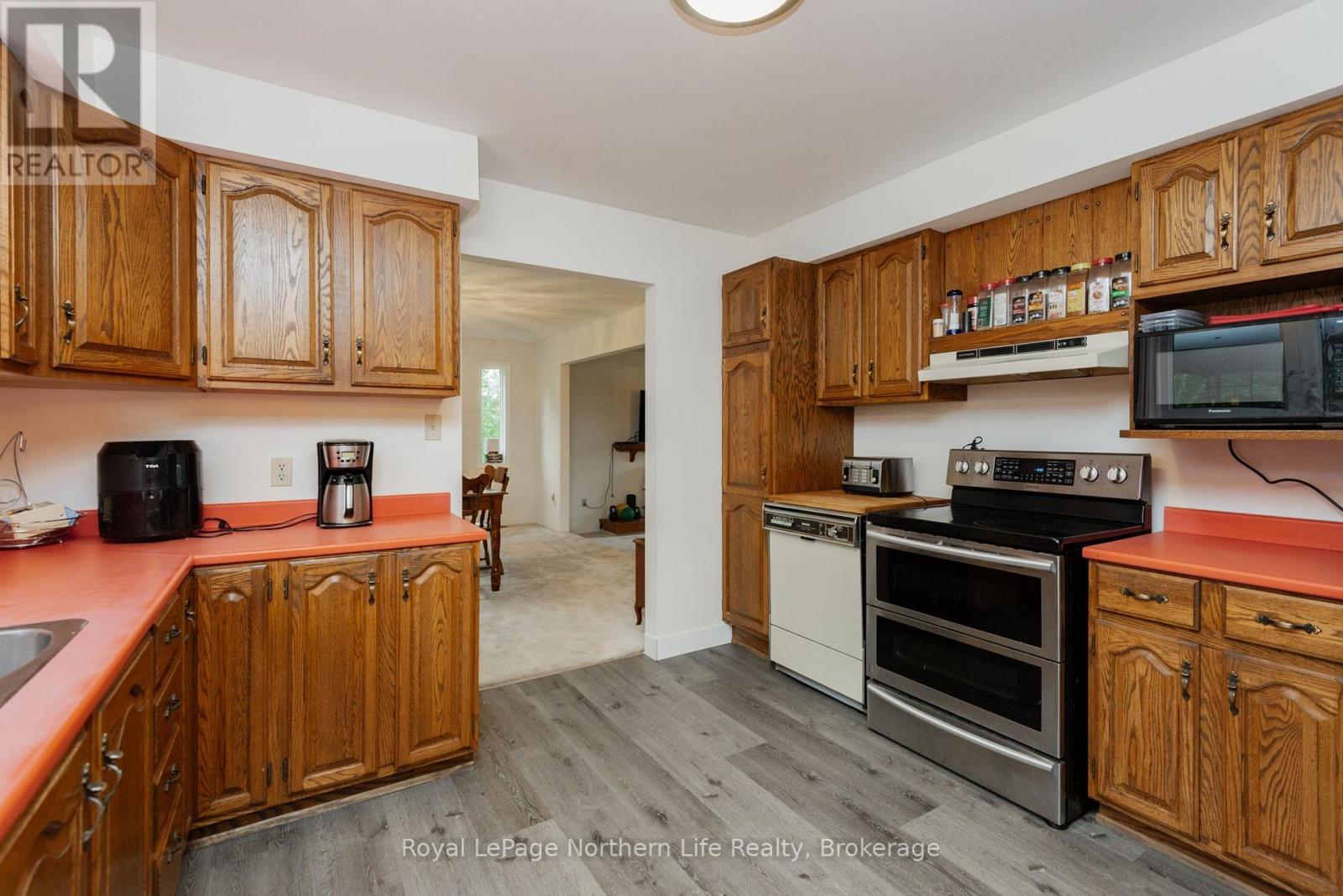 312 JOHNSON ROAD - Image 25