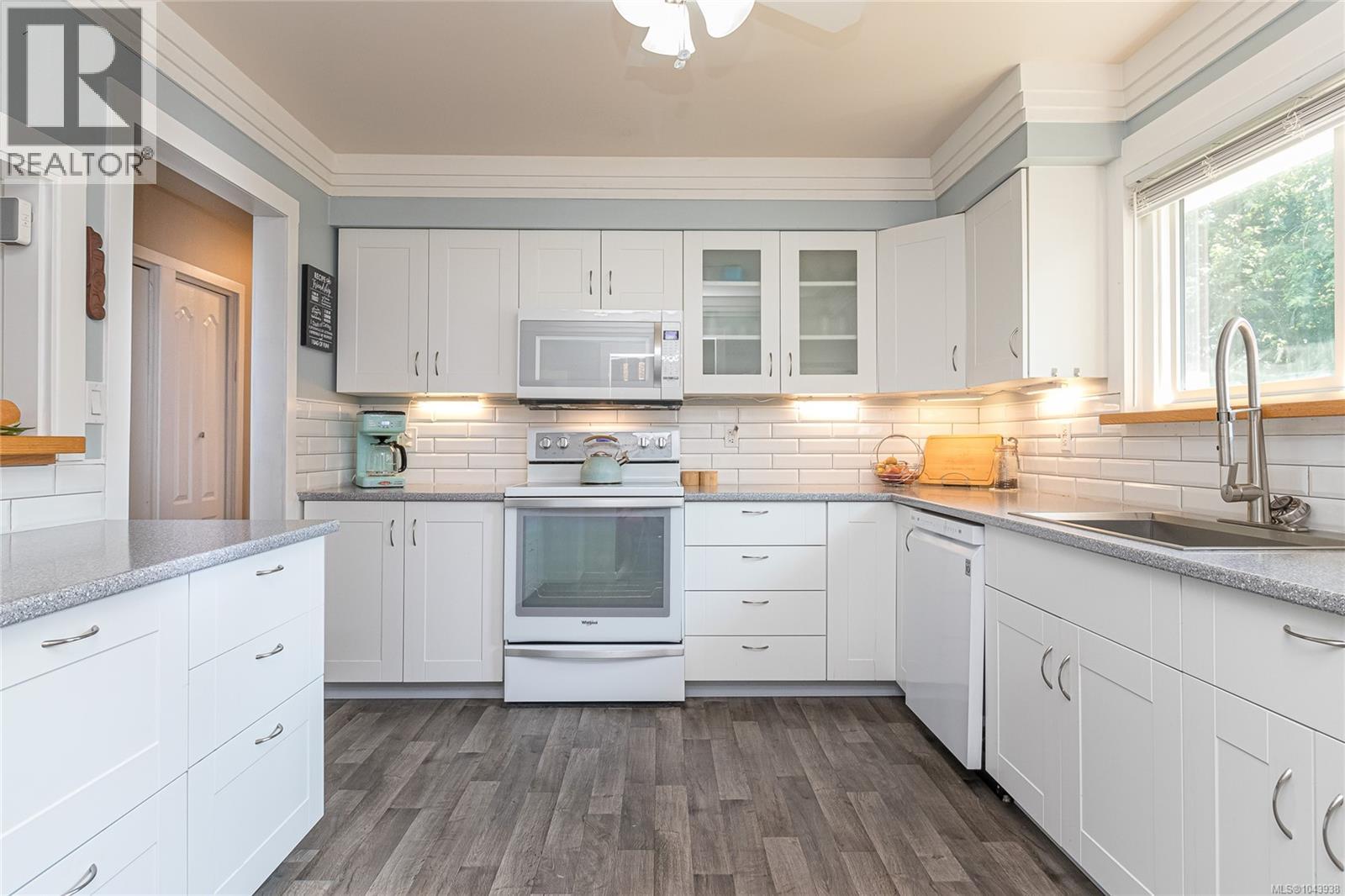 1327 Justine Pl - 21