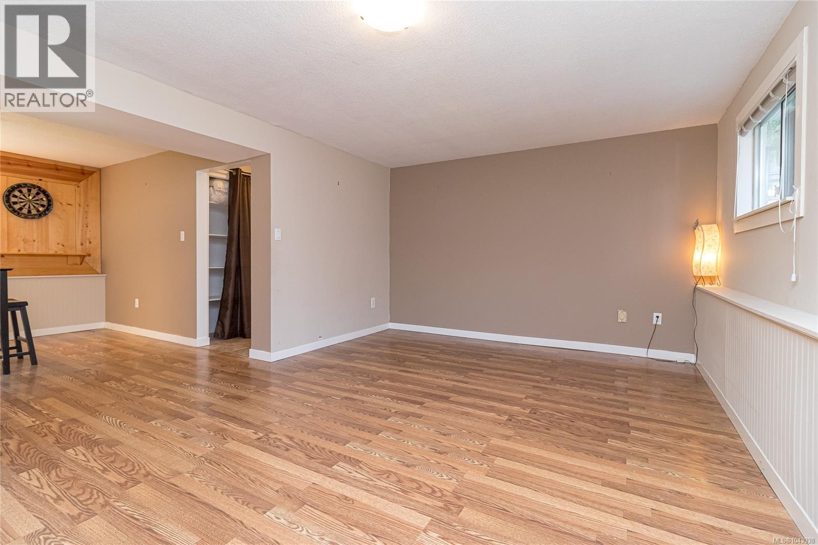 1327 Justine Pl - 34