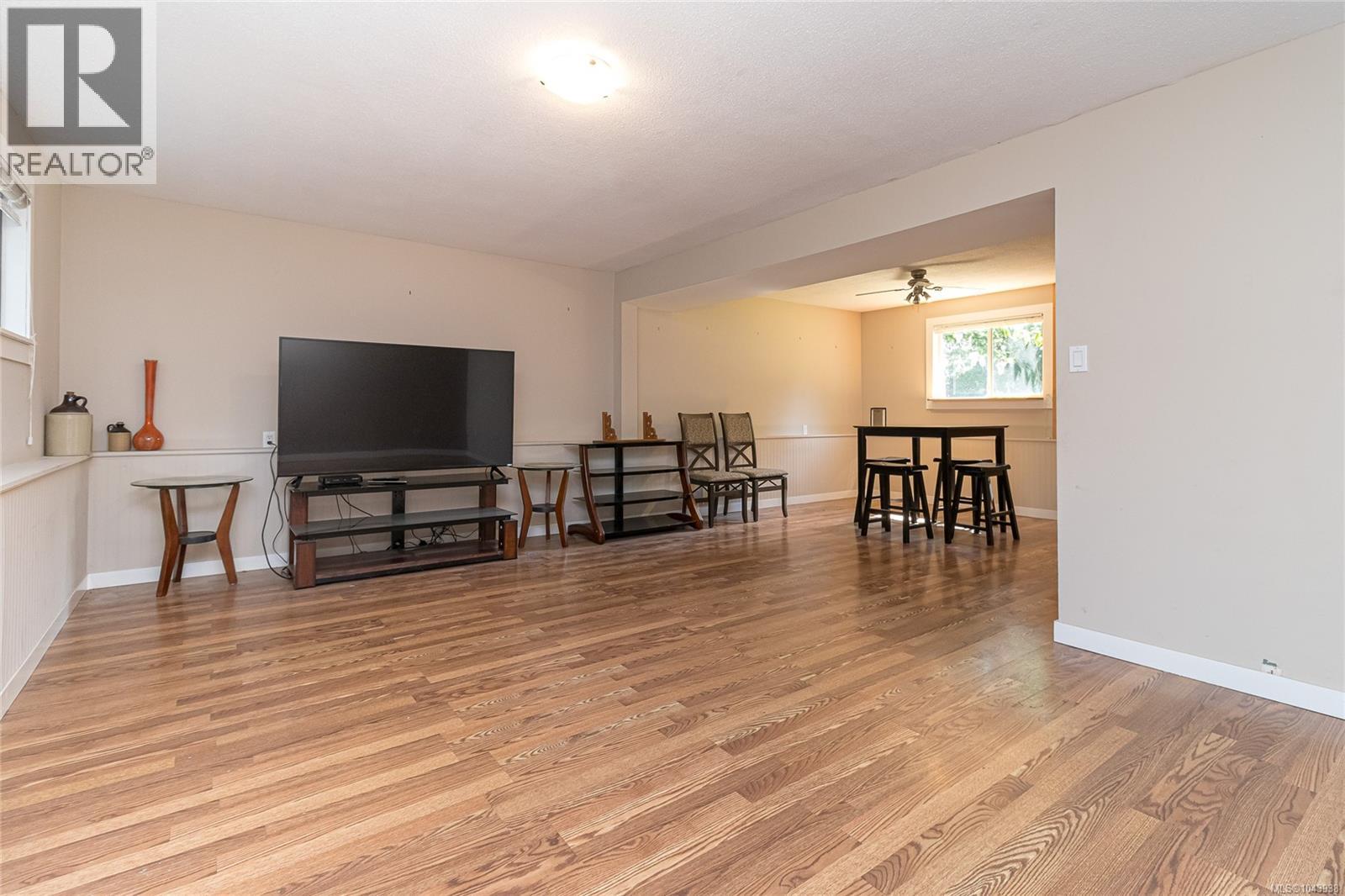 1327 Justine Pl - 35