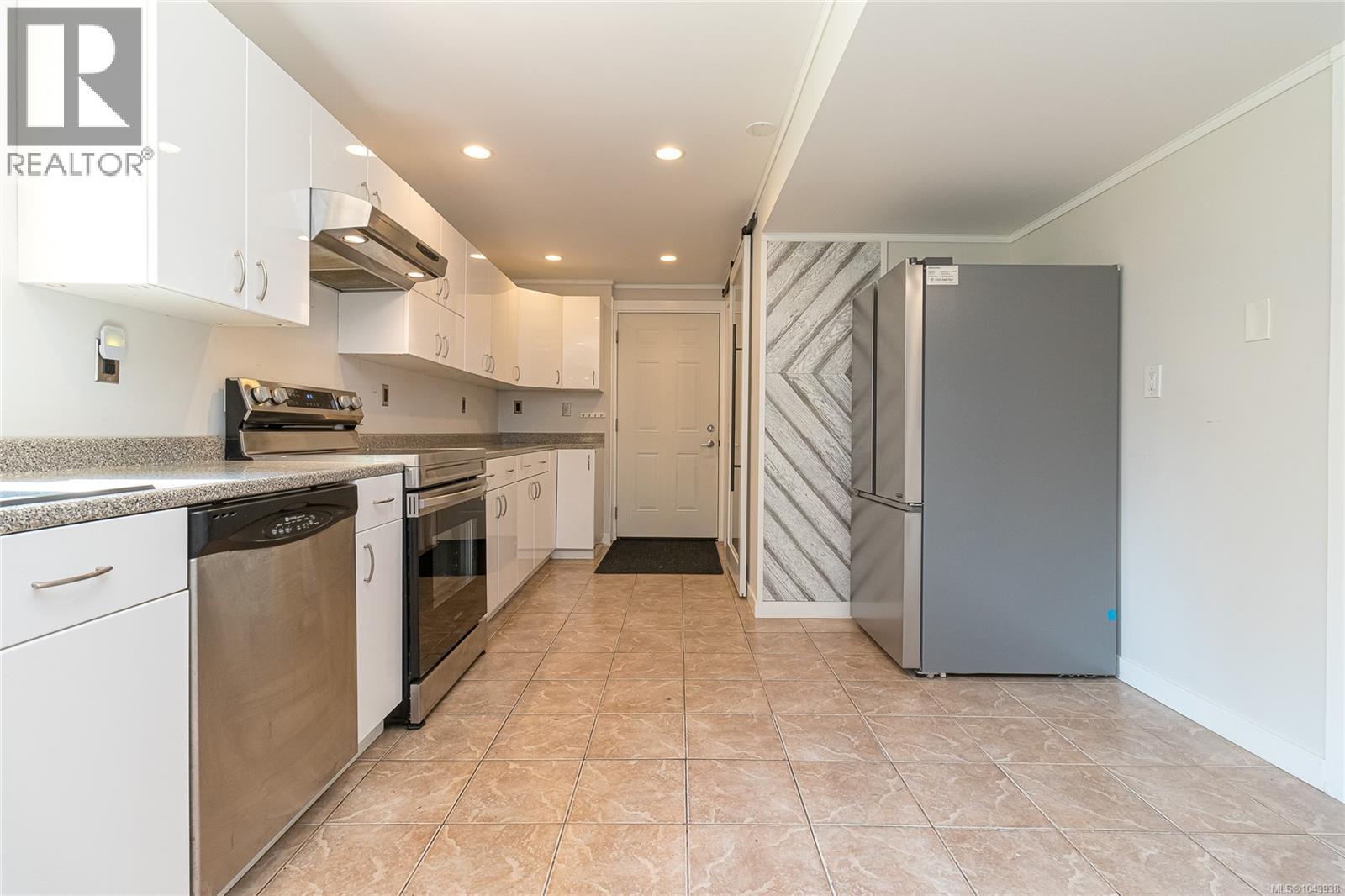 1327 Justine Pl - 39