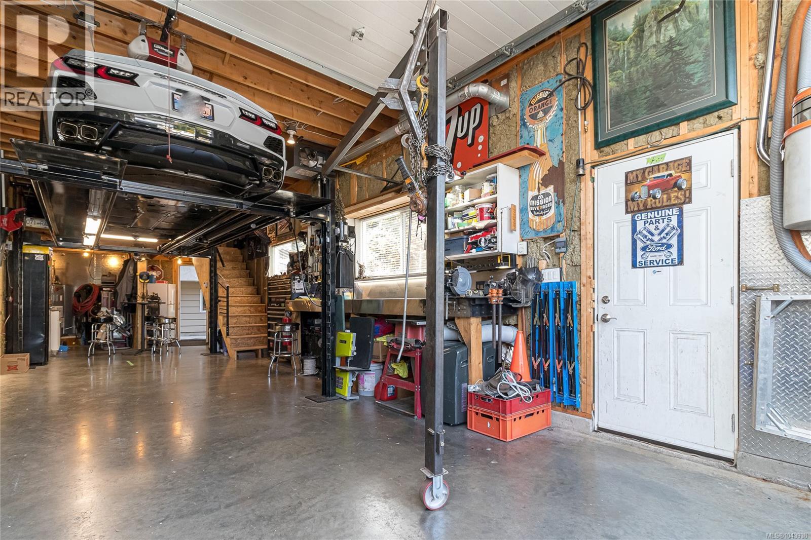 1327 Justine Pl - 49