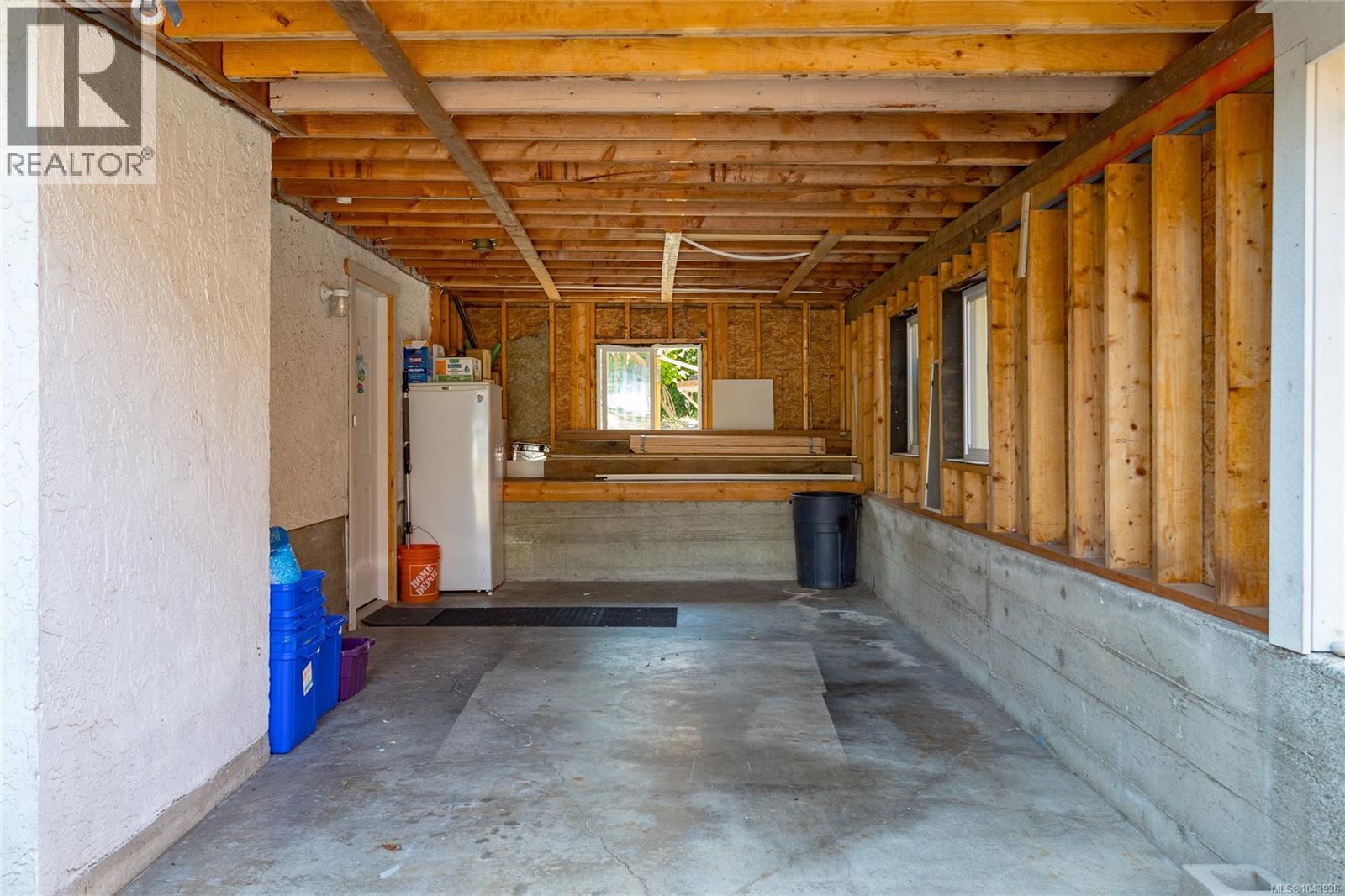 1327 Justine Pl - 52