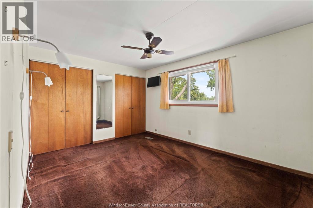 1025 ESDRAS AVENUE - 19