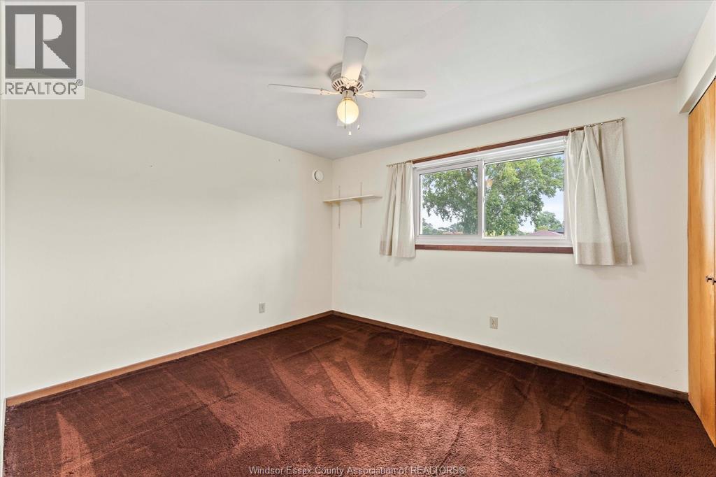 1025 ESDRAS AVENUE - 20