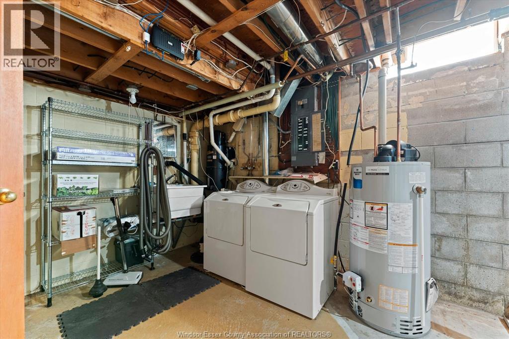1025 ESDRAS AVENUE - 25