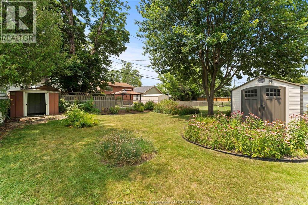 1025 ESDRAS AVENUE - 32