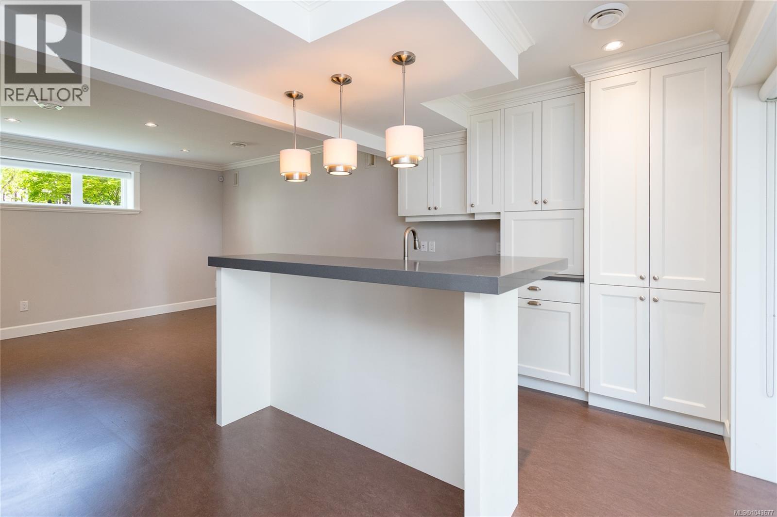 1110 Newport Ave - 41