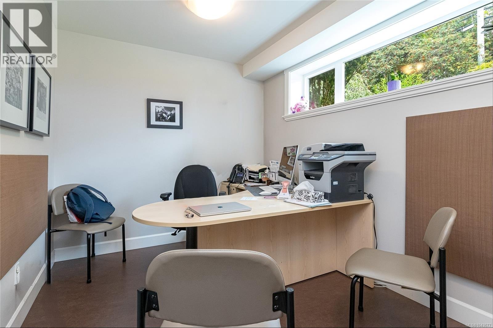 1110 Newport Ave - 56