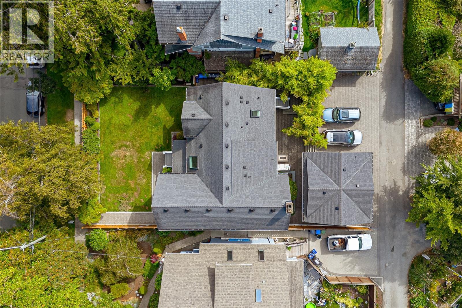 1110 Newport Ave - 60