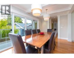 Bedroom - 1110 Newport Ave, Oak Bay, BC V8S5E4 Photo 14