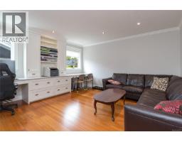 Bathroom - 1110 Newport Ave, Oak Bay, BC V8S5E4 Photo 16