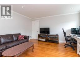 Primary Bedroom - 1110 Newport Ave, Oak Bay, BC V8S5E4 Photo 18